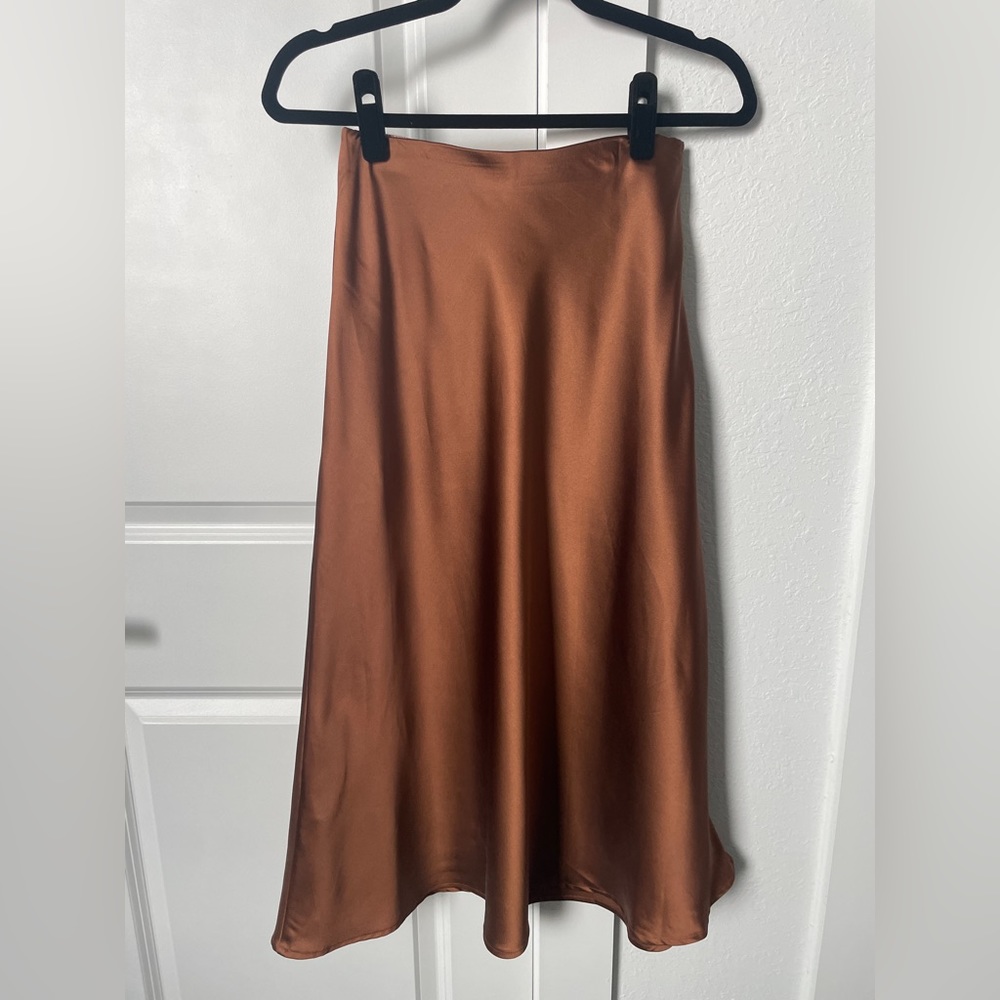 Midi high waisted skirt